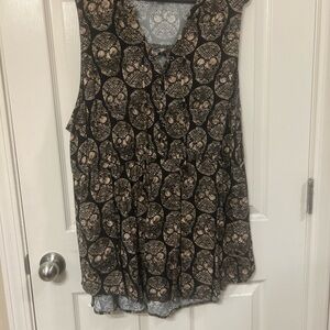 Torrid Skull Print Blouse - Black and Cream